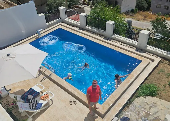Manzara Hotell *